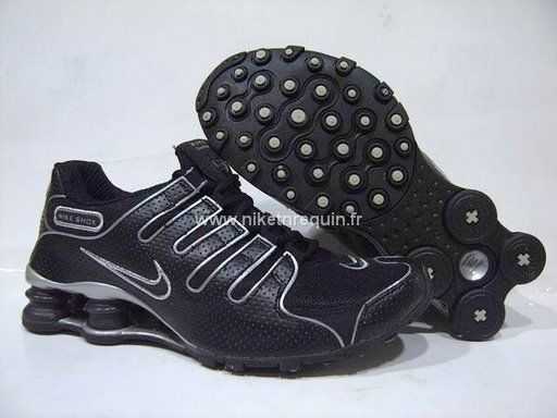 Fonctionnelle Nike Shox Nz Chaussures De Sport Chaussures Noires Marine Fonce